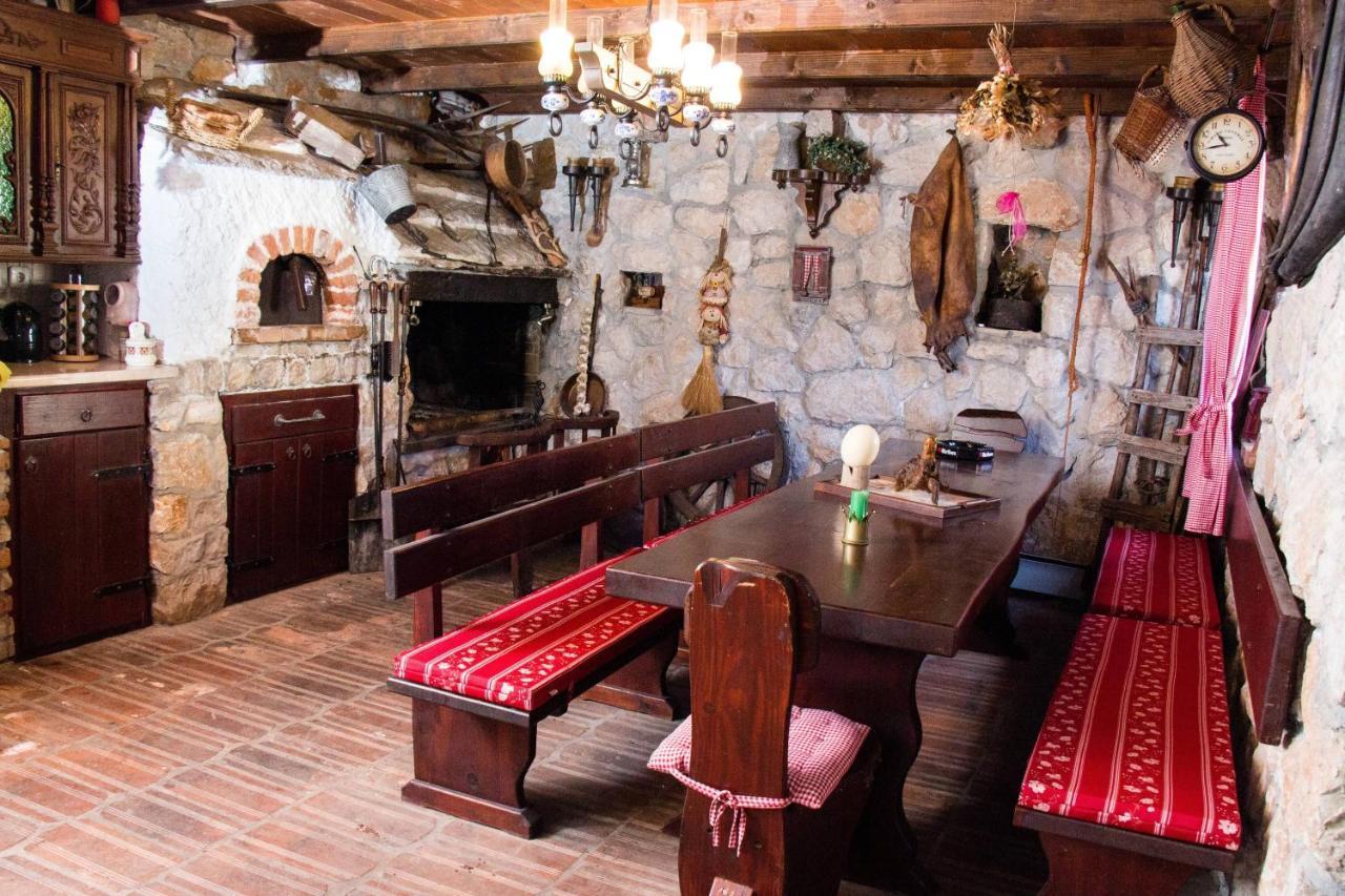 Holiday Home Casa Country Zadvarje Extérieur photo